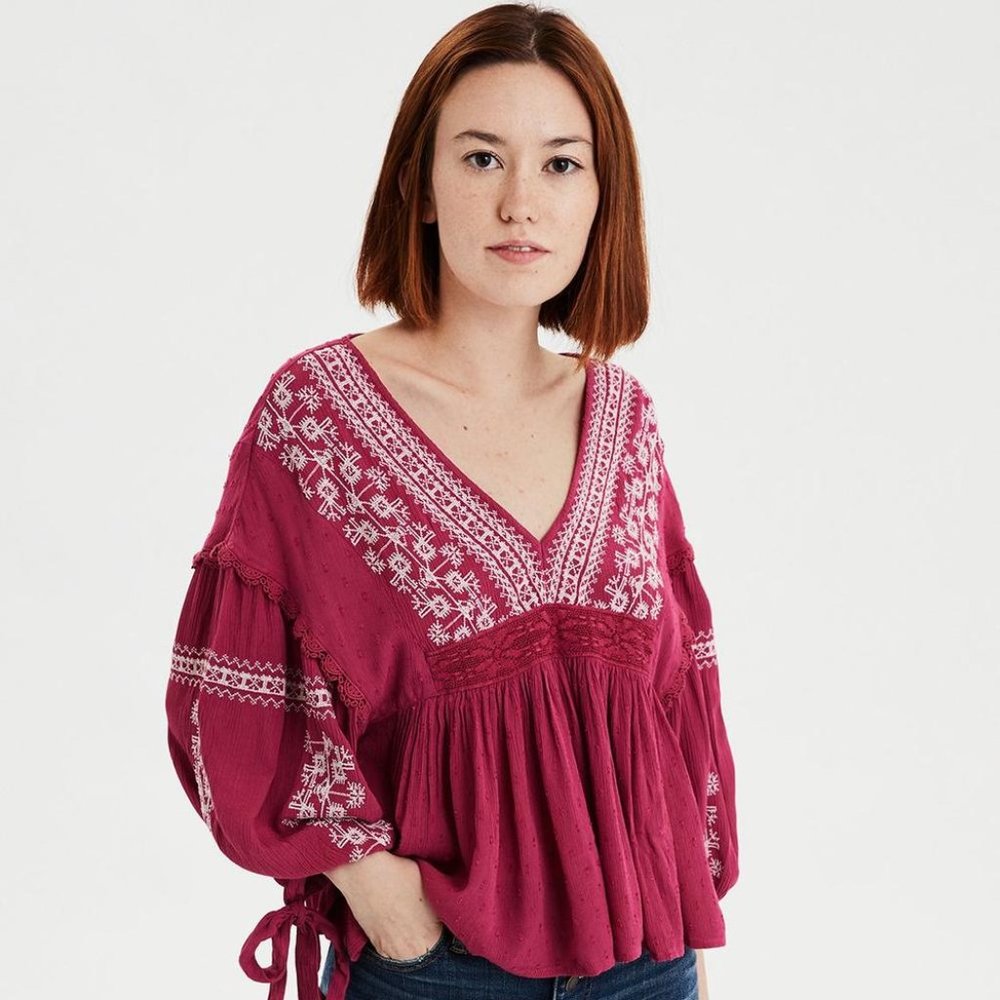 American Eagle Long Sleeve Embroidered Peasant Top size XS